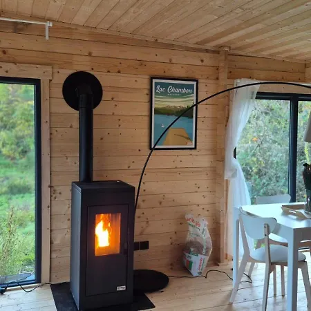 Les Du Lodge
